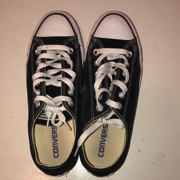 Converse - Picture 1 of 4